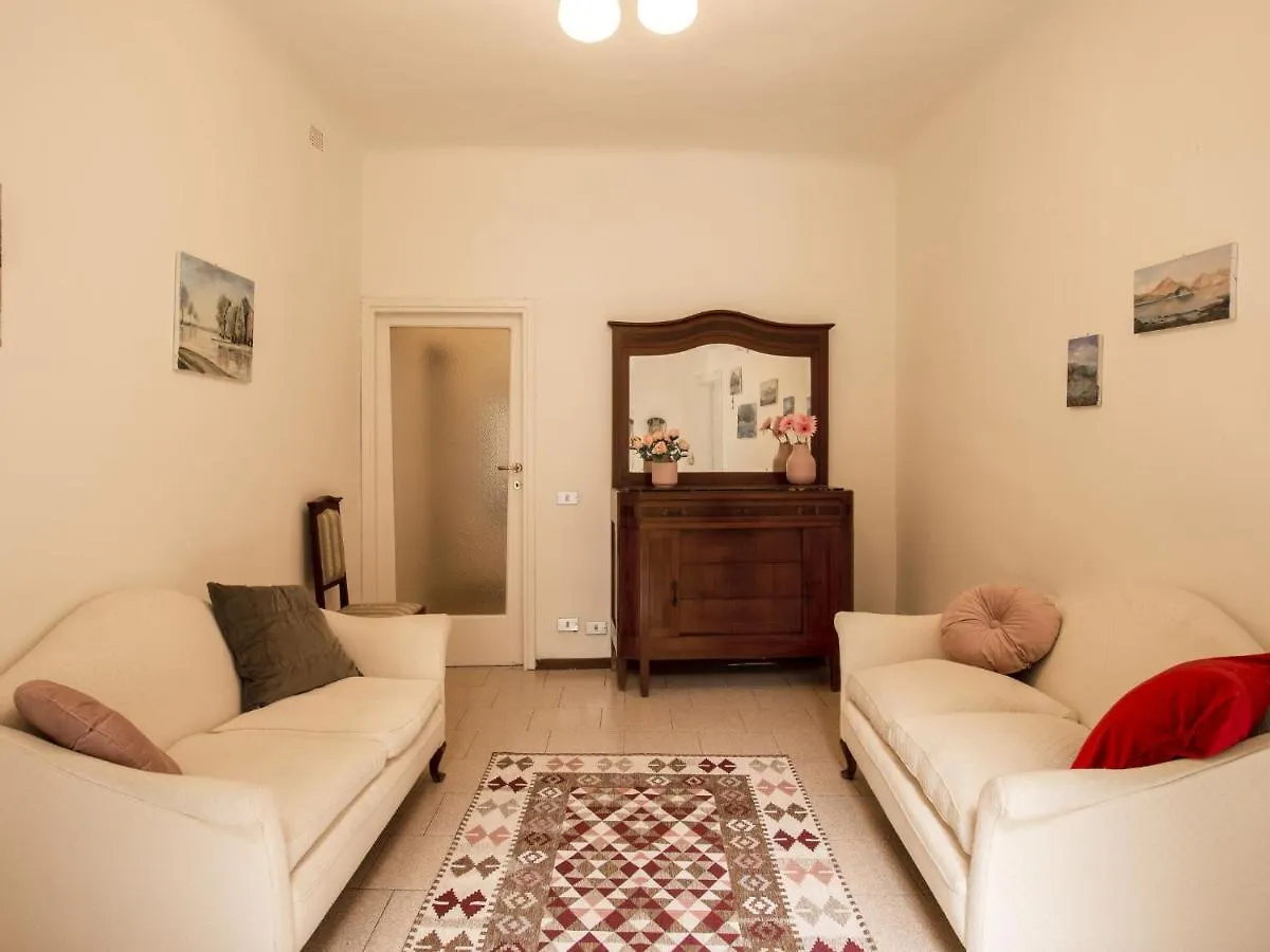 Apartment Clotilde By Interhome Camnago Volta Itália